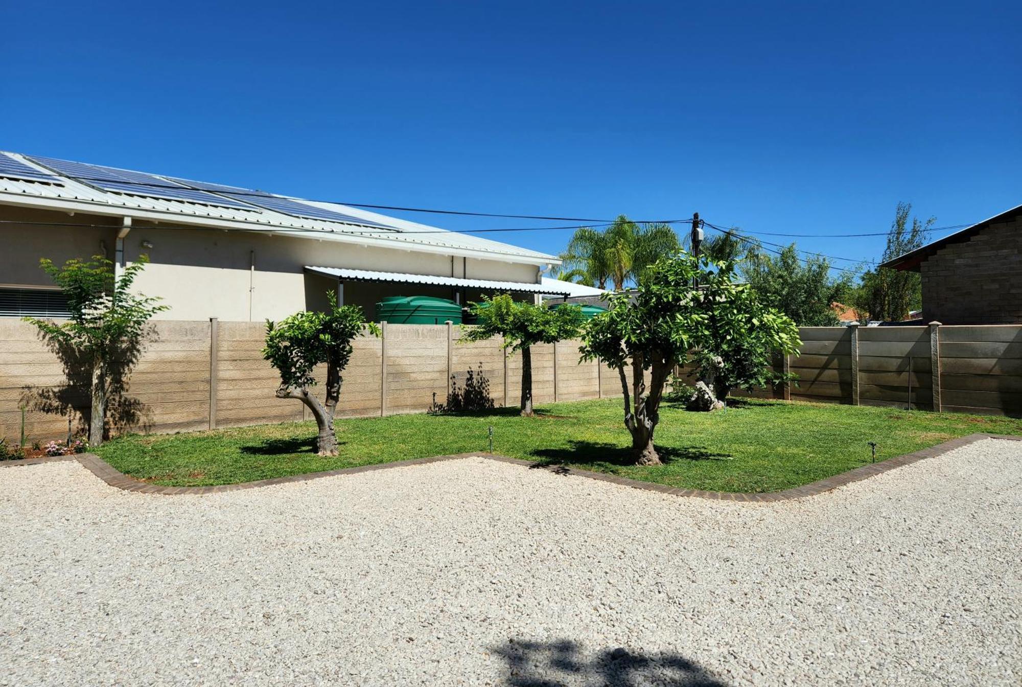 Green Kalahari Guesthouse Апингтон Экстерьер фото
